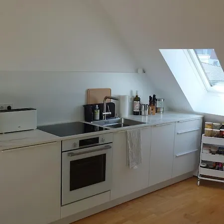 Apartament Dachgeschosswohnung Seeblick Tutzing