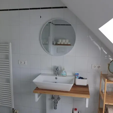 Dachgeschosswohnung Seeblick Apartament *